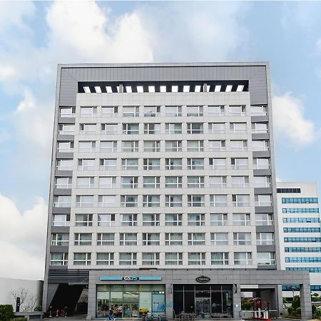 Grand City Hotel Changwon Extérieur photo
