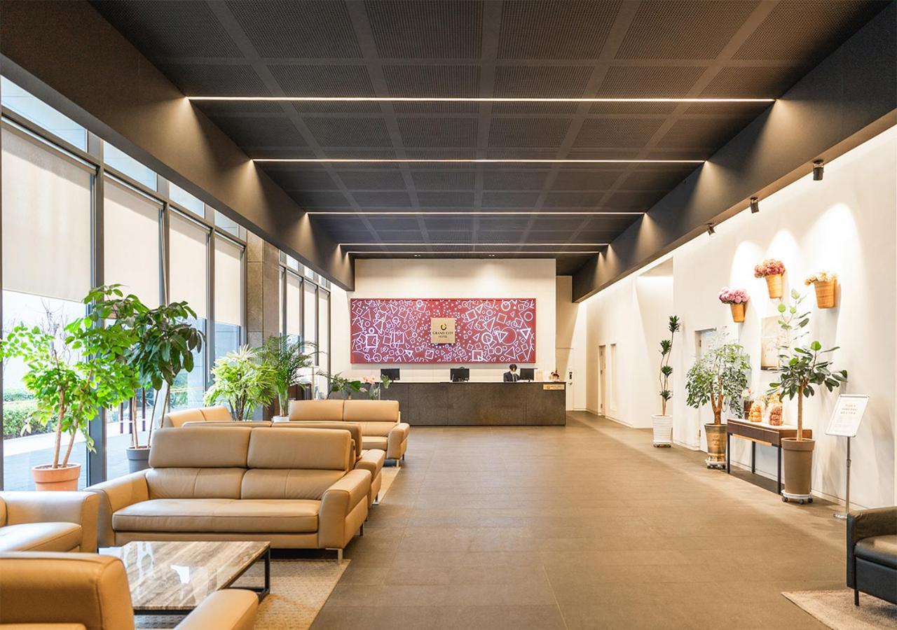 Grand City Hotel Changwon Extérieur photo
