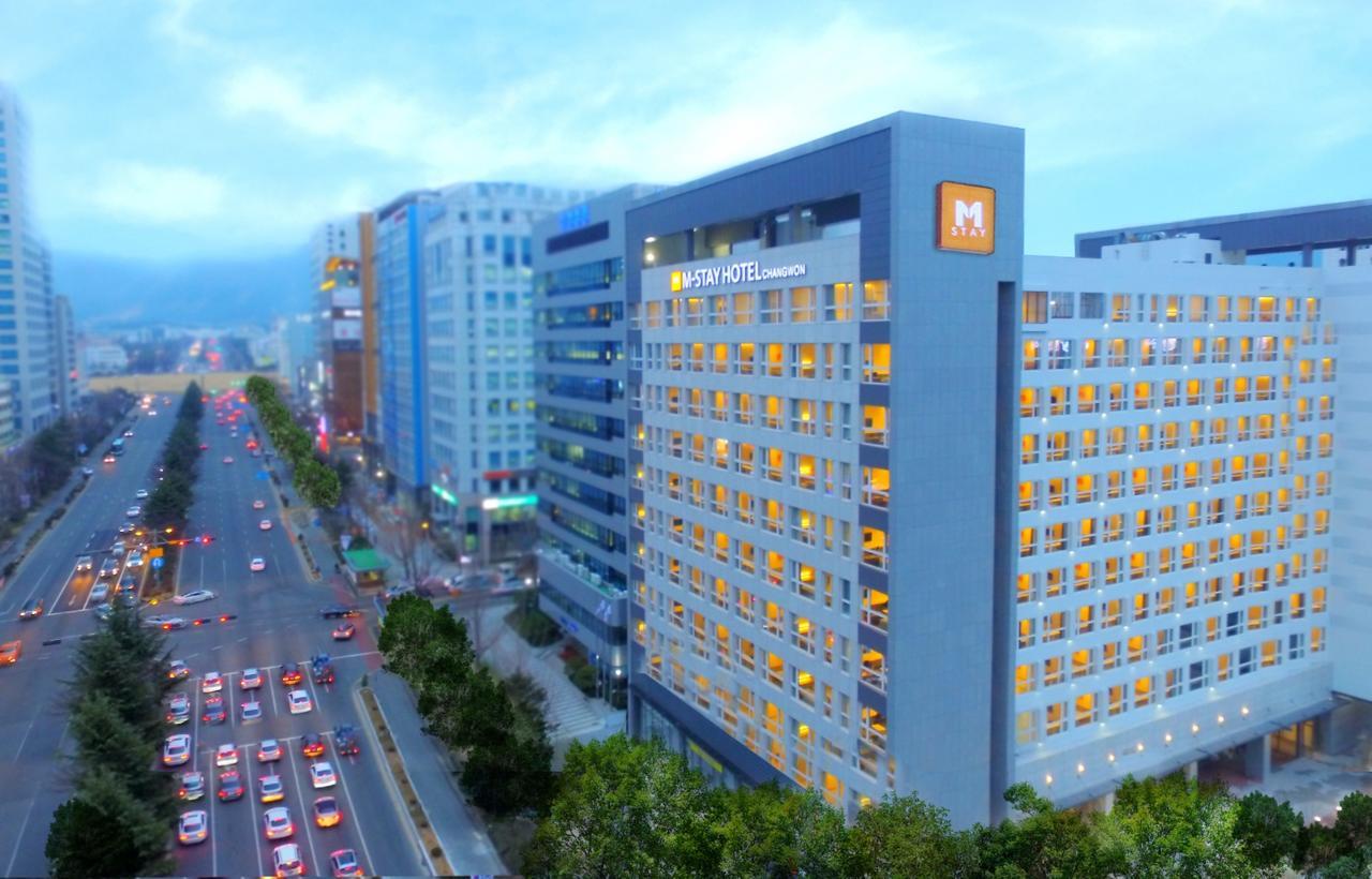 Grand City Hotel Changwon Extérieur photo