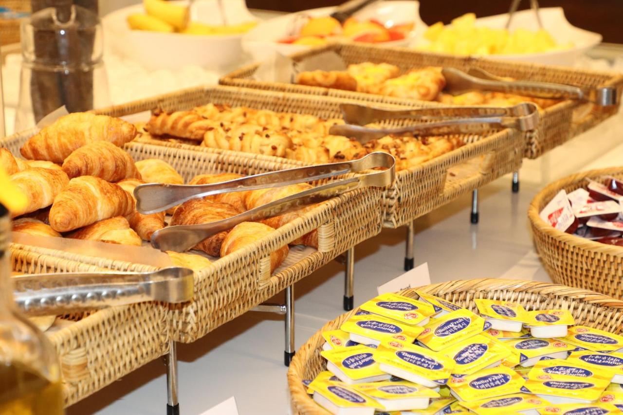Grand City Hotel Changwon Extérieur photo