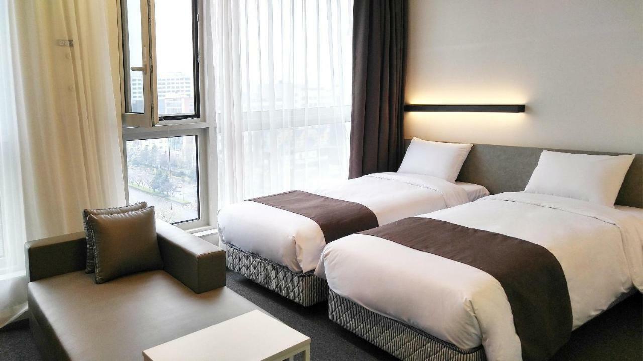 Grand City Hotel Changwon Extérieur photo